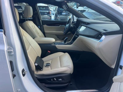 2017 Cadillac XT5 Luxury FWD