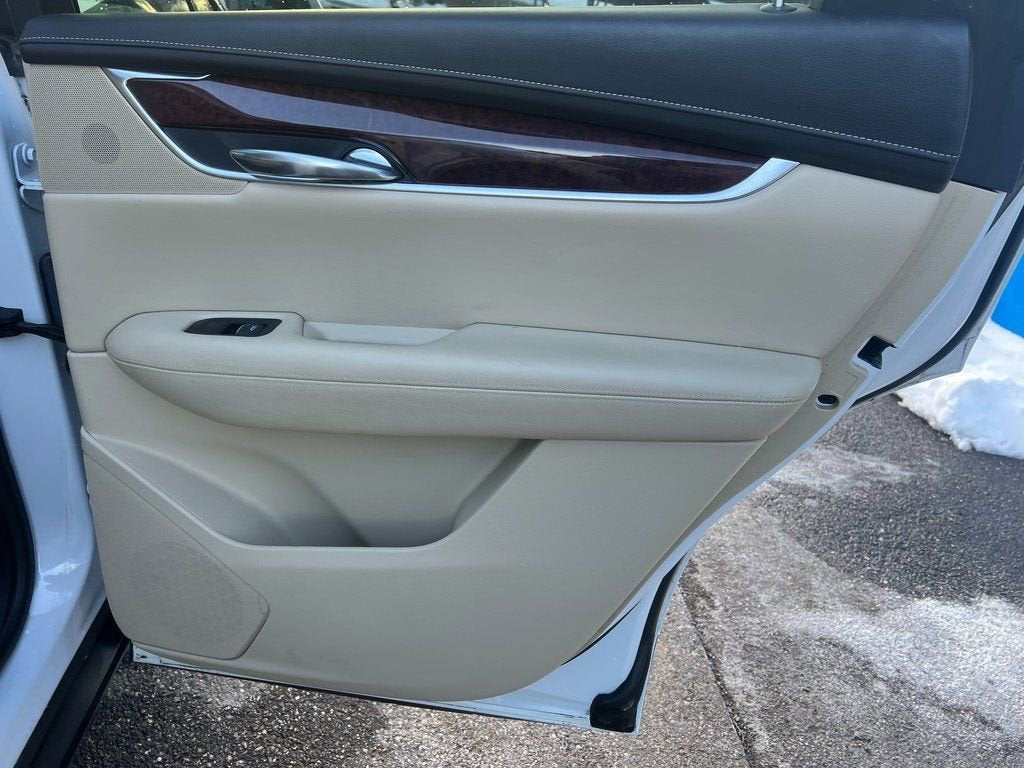 2017 Cadillac XT5 Luxury FWD