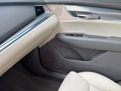 2018 Cadillac XT5 Luxury AWD