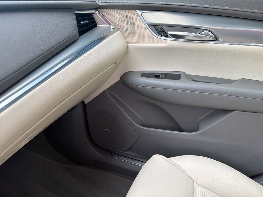 2018 Cadillac XT5 Luxury AWD