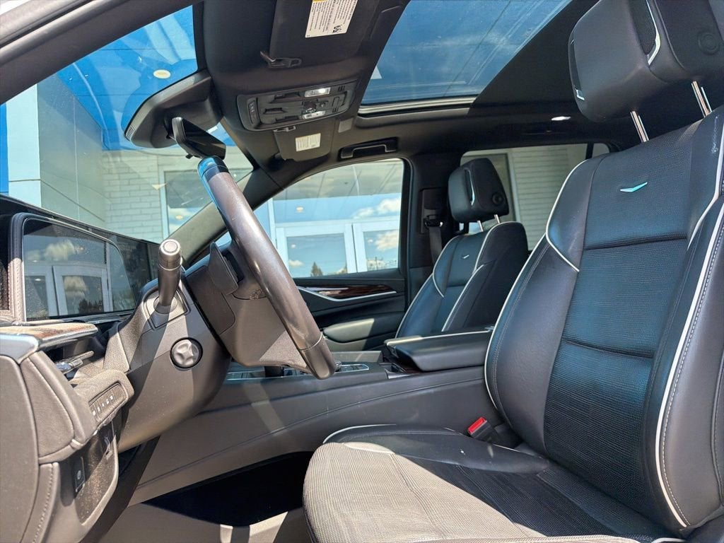 2023 Cadillac Escalade Premium Luxury