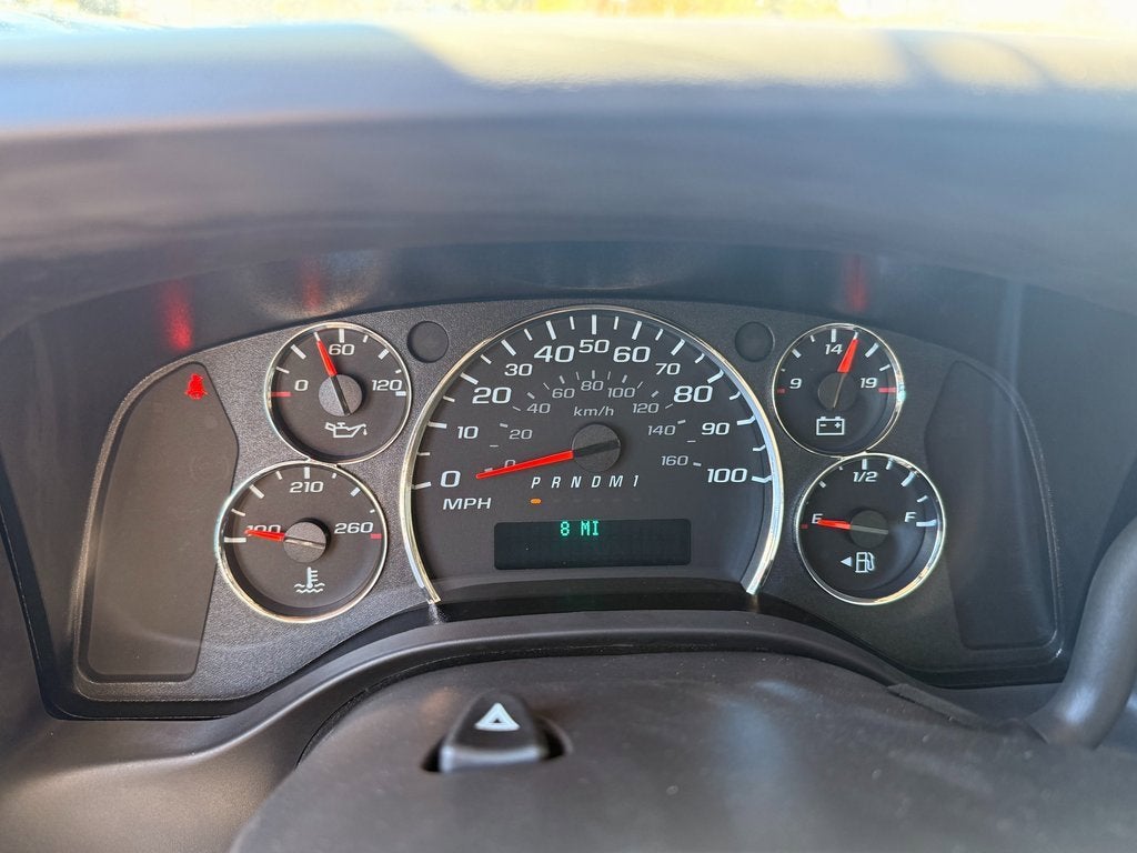 2025 Chevrolet Express Cutaway 3500 1WT