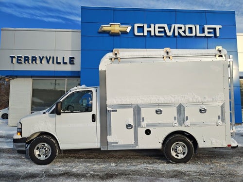2026 Chevrolet Express Cutaway 3500 1WT