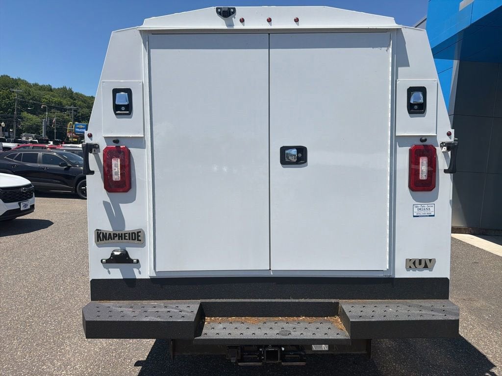 2026 Chevrolet Express Cutaway 3500 1WT