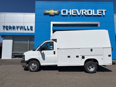 2026 Chevrolet Express Cutaway 3500 1WT