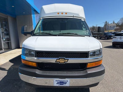 2026 Chevrolet Express Cutaway 3500 1WT