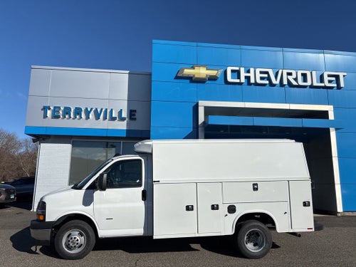 2026 Chevrolet Express Cutaway 3500 1WT