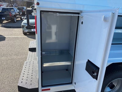 2026 Chevrolet Express Cutaway 3500 1WT