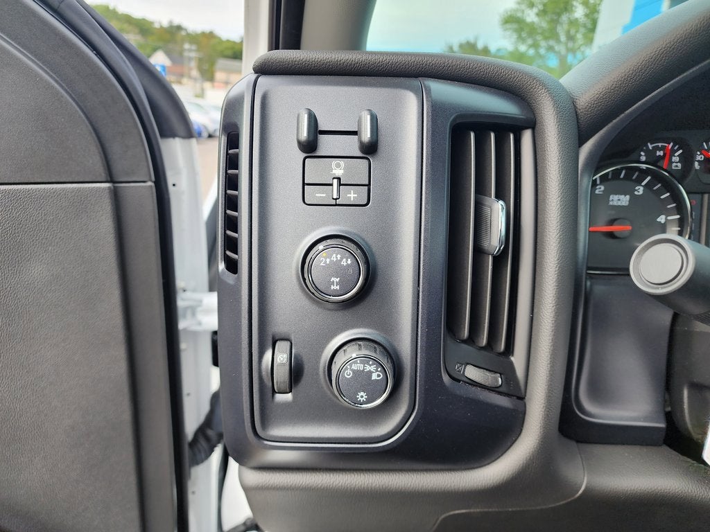 2024 Chevrolet Silverado 4500 HD Work Truck