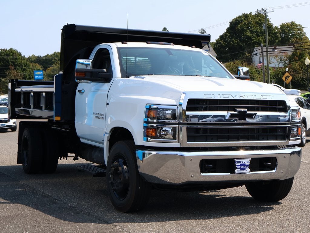 2024 Chevrolet Silverado 5500 HD Work Truck