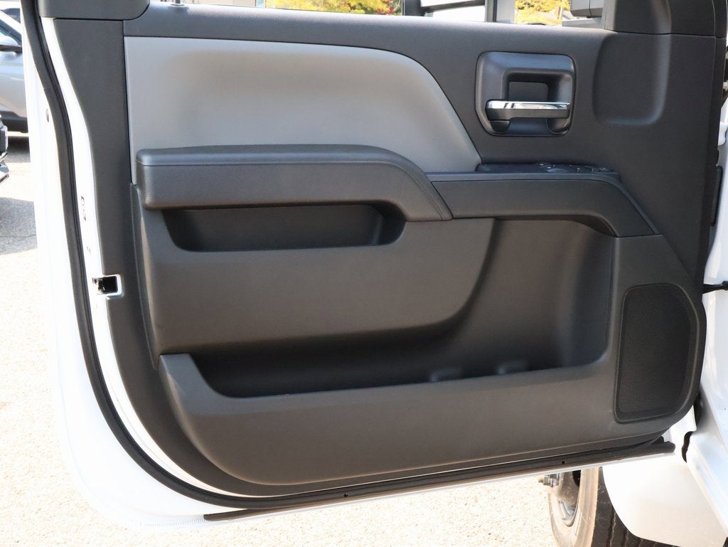 2024 Chevrolet Silverado 5500 HD Work Truck