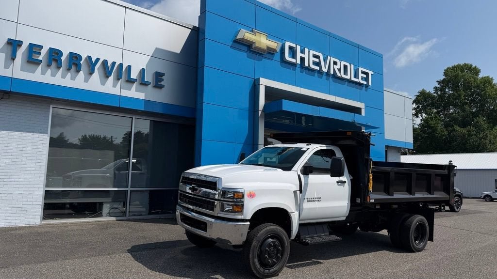 2026 Chevrolet Silverado 5500 HD Work Truck