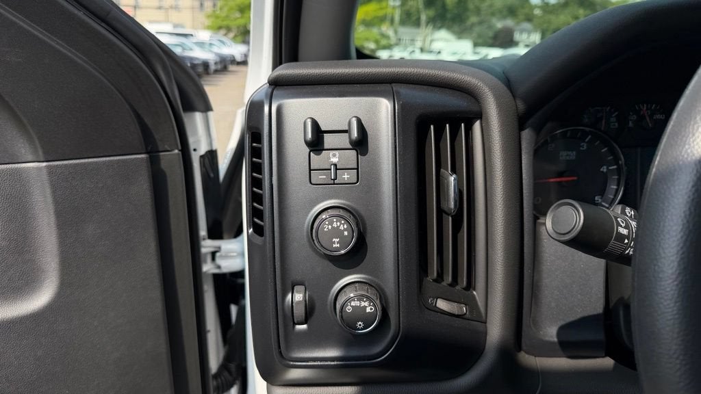 2026 Chevrolet Silverado 5500 HD Work Truck