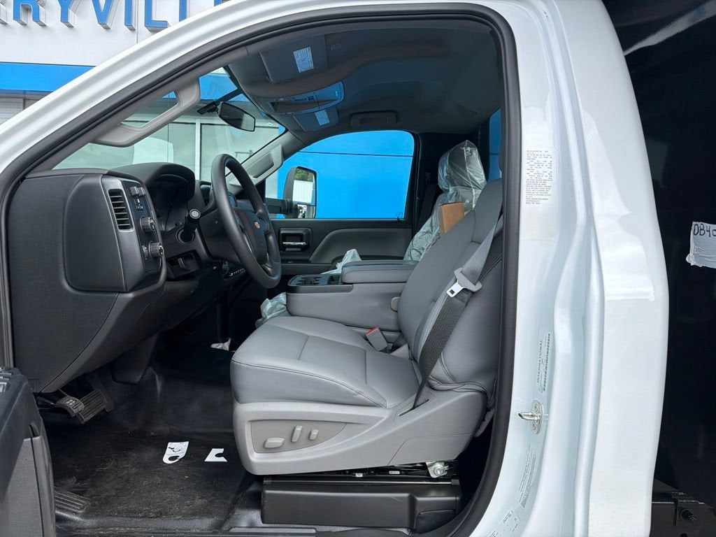 2026 Chevrolet Silverado 5500 HD Work Truck
