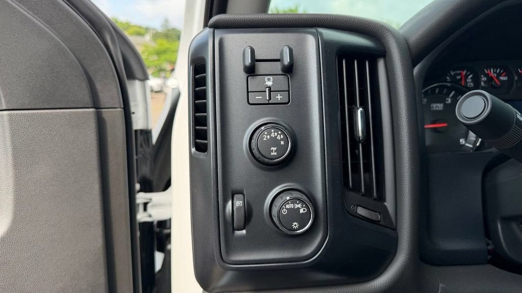 2026 Chevrolet Silverado 5500 HD Work Truck