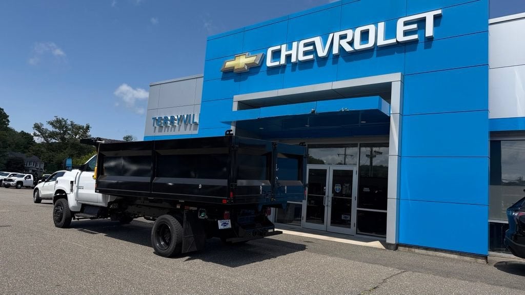 2026 Chevrolet Silverado 6500 HD Work Truck