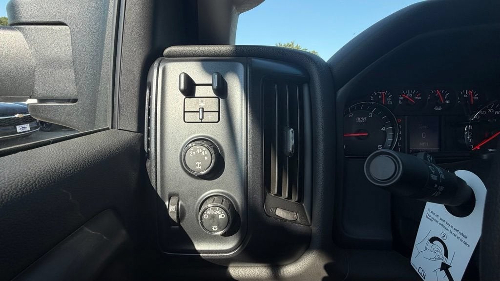 2026 Chevrolet Silverado 6500 HD Work Truck