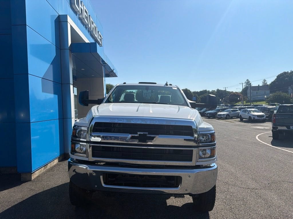 2026 Chevrolet Silverado 6500 HD Work Truck