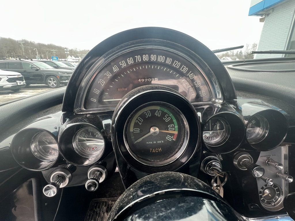 1962 Chevrolet CORVETTE Base