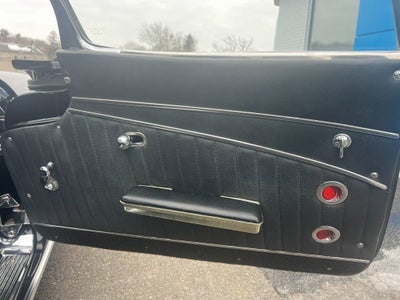 1962 Chevrolet CORVETTE Base