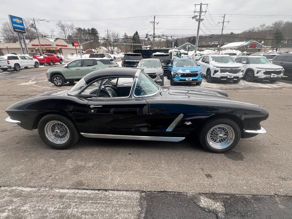 1962 Chevrolet CORVETTE Base