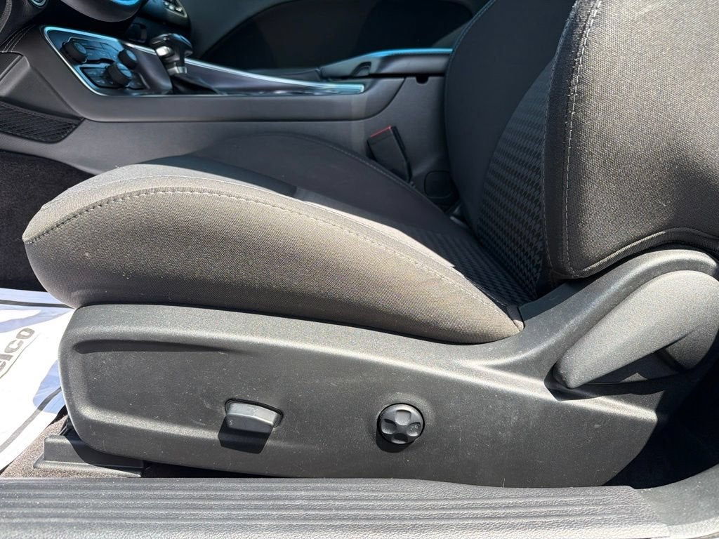 2018 Dodge Challenger R/T Shaker