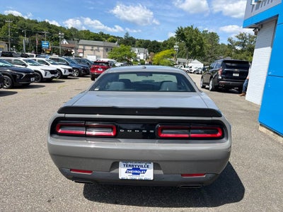2018 Dodge Challenger R/T Shaker