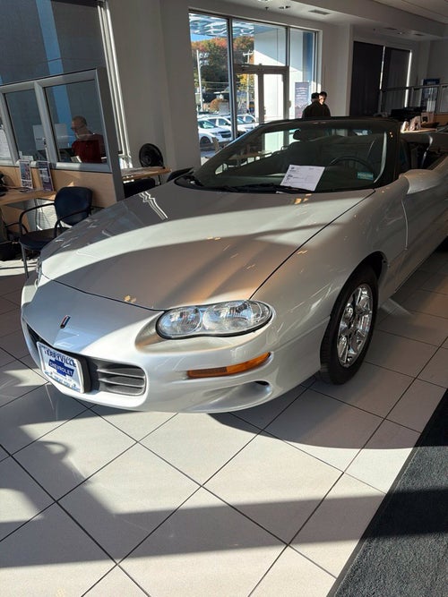2002 Chevrolet Camaro 2dr Convertible