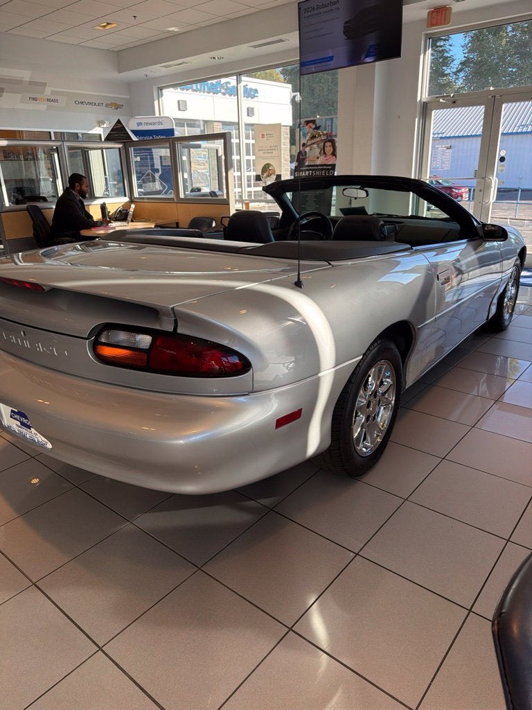 2002 Chevrolet Camaro 2dr Convertible