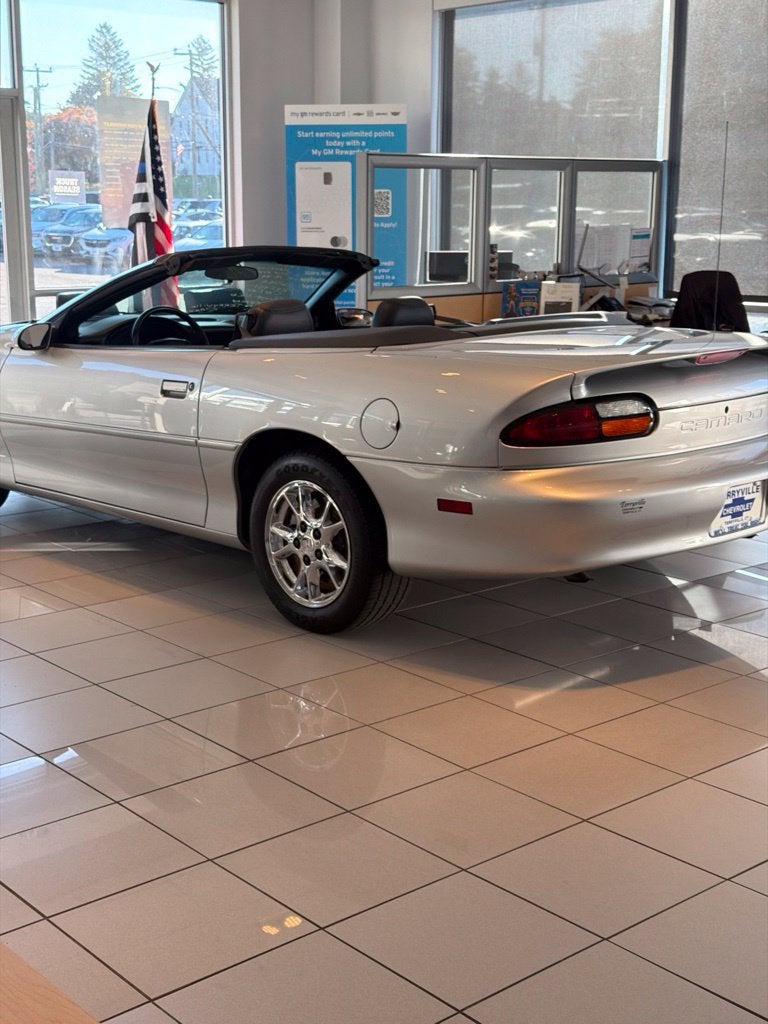 2002 Chevrolet Camaro 2dr Convertible