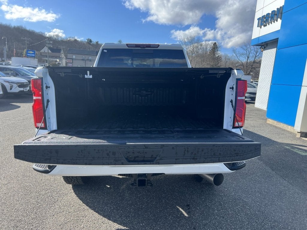2026 Chevrolet Silverado 3500 HD High Country