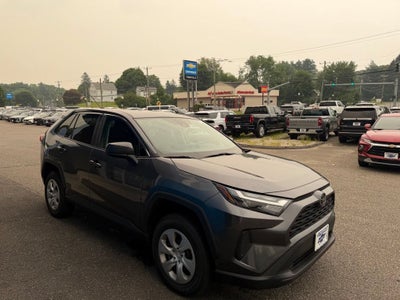 2024 Toyota RAV4 LE