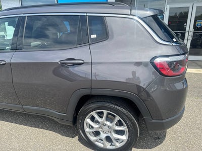 2024 Jeep Compass Latitude Lux