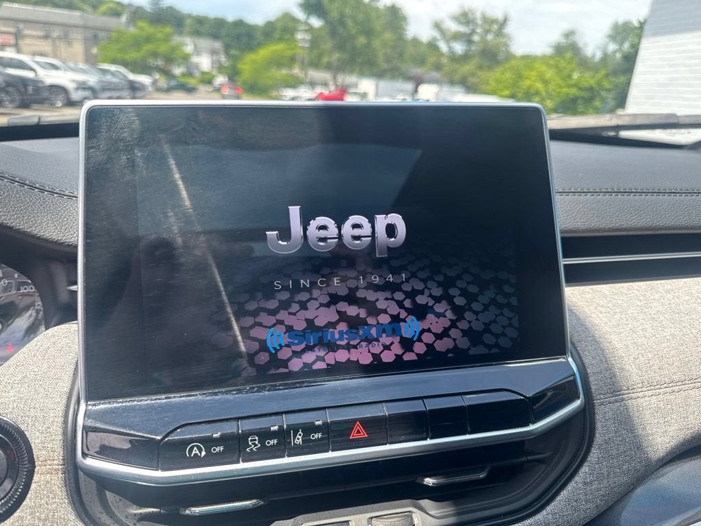 2024 Jeep Compass Latitude Lux