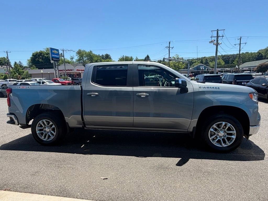 2023 Chevrolet Silverado 1500 LT (2FL)