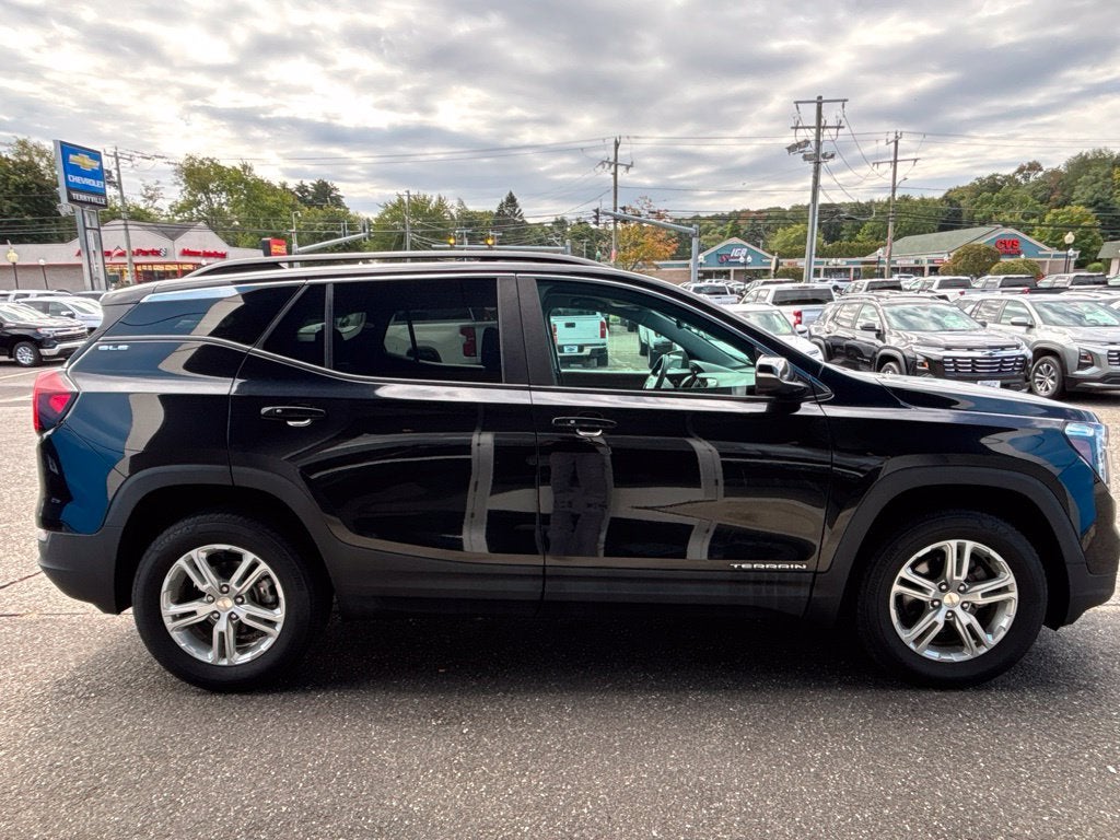 2023 GMC Terrain SLE