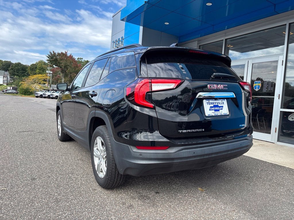 2023 GMC Terrain SLE