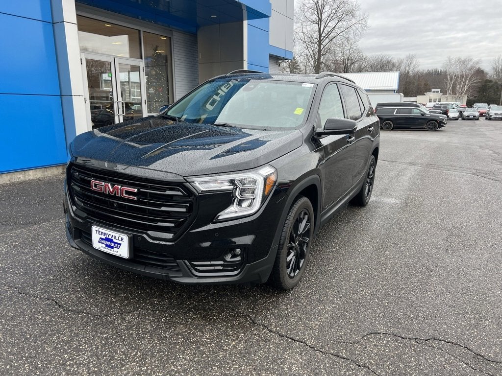 2023 GMC Terrain SLT