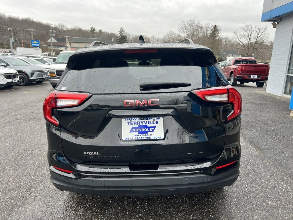 2023 GMC Terrain SLT