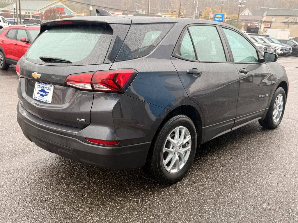 2022 Chevrolet Equinox LS