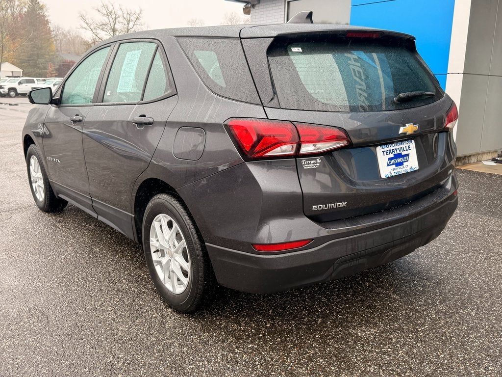 2022 Chevrolet Equinox LS