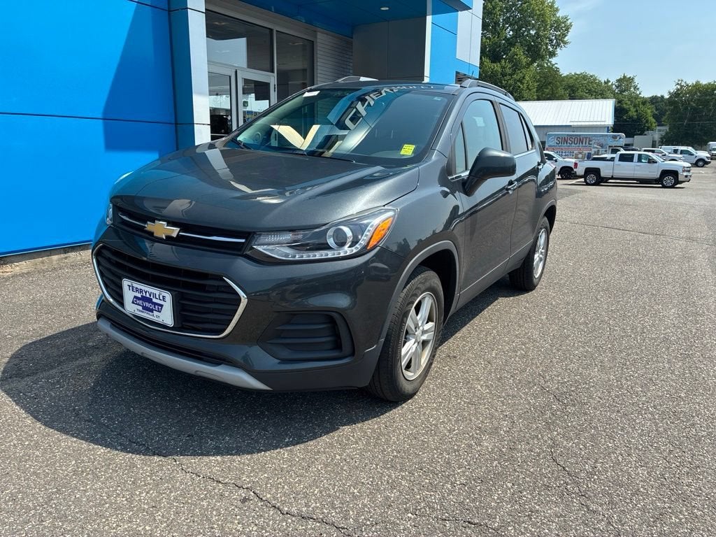 Used 2018 Chevrolet Trax LT with VIN 3GNCJPSB0JL341539 for sale in Plymouth, CT