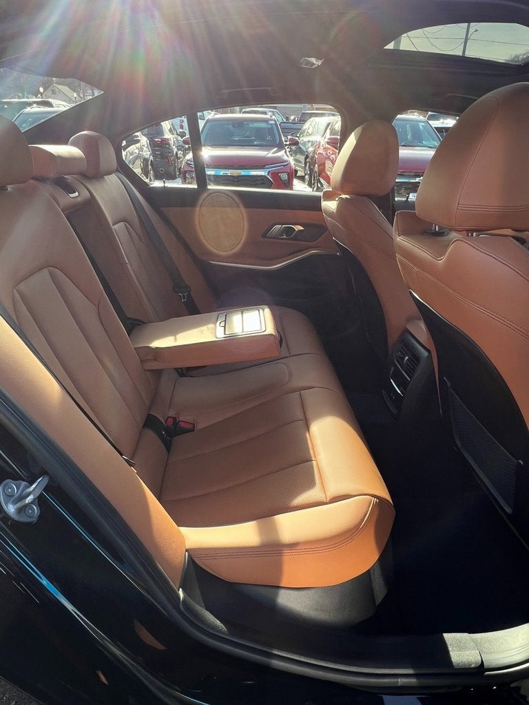 2023 BMW 3 Series 330i xDrive