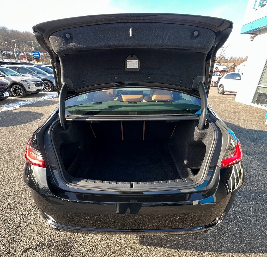 2023 BMW 3 Series 330i xDrive