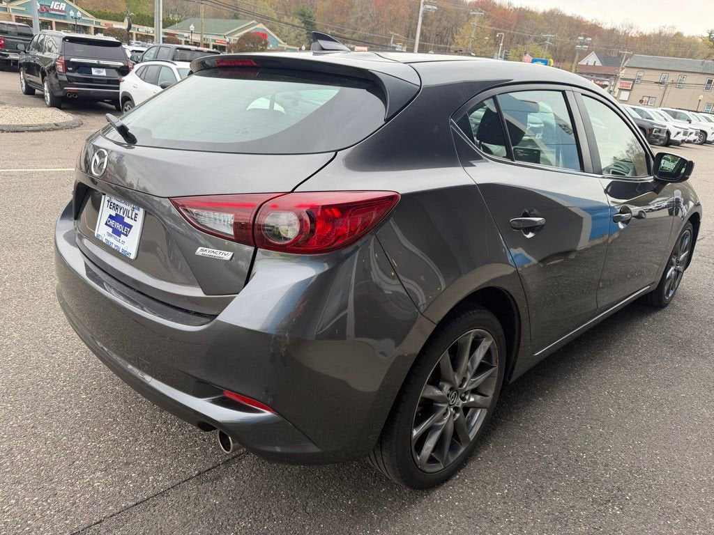 2018 Mazda Mazda3 5-Door Touring