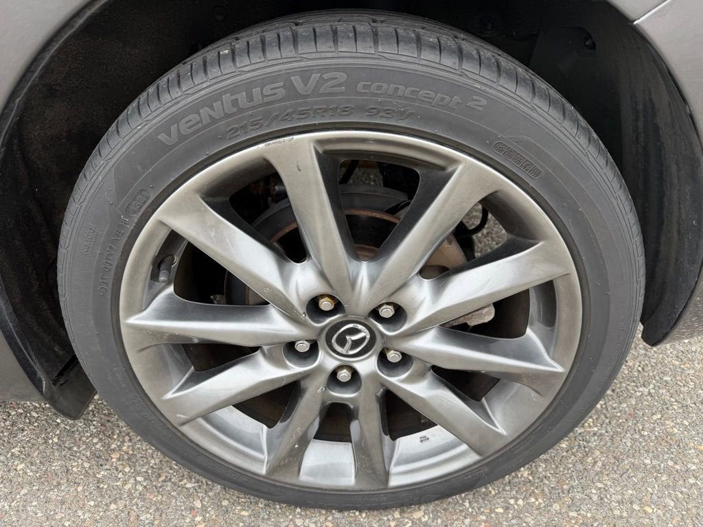 2018 Mazda Mazda3 5-Door Touring