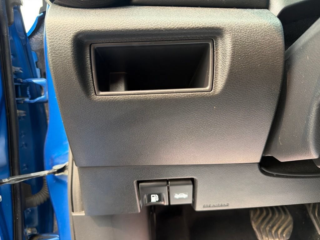 2020 Nissan Versa SR