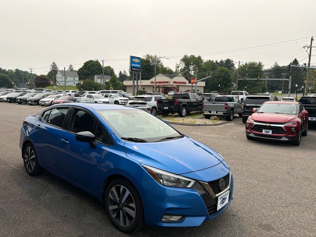 2020 Nissan Versa SR
