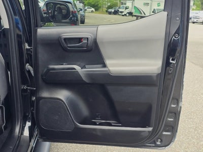 2022 Toyota Tacoma 4WD SR