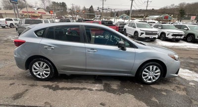 2022 Subaru Impreza 5-door CVT